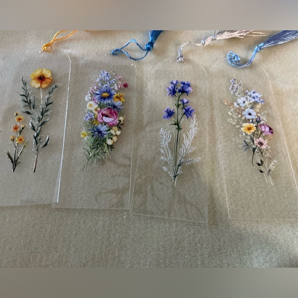 Floral Transparent Bookmarks with Tassels, handmade set of 4 - Picture 2 of 2